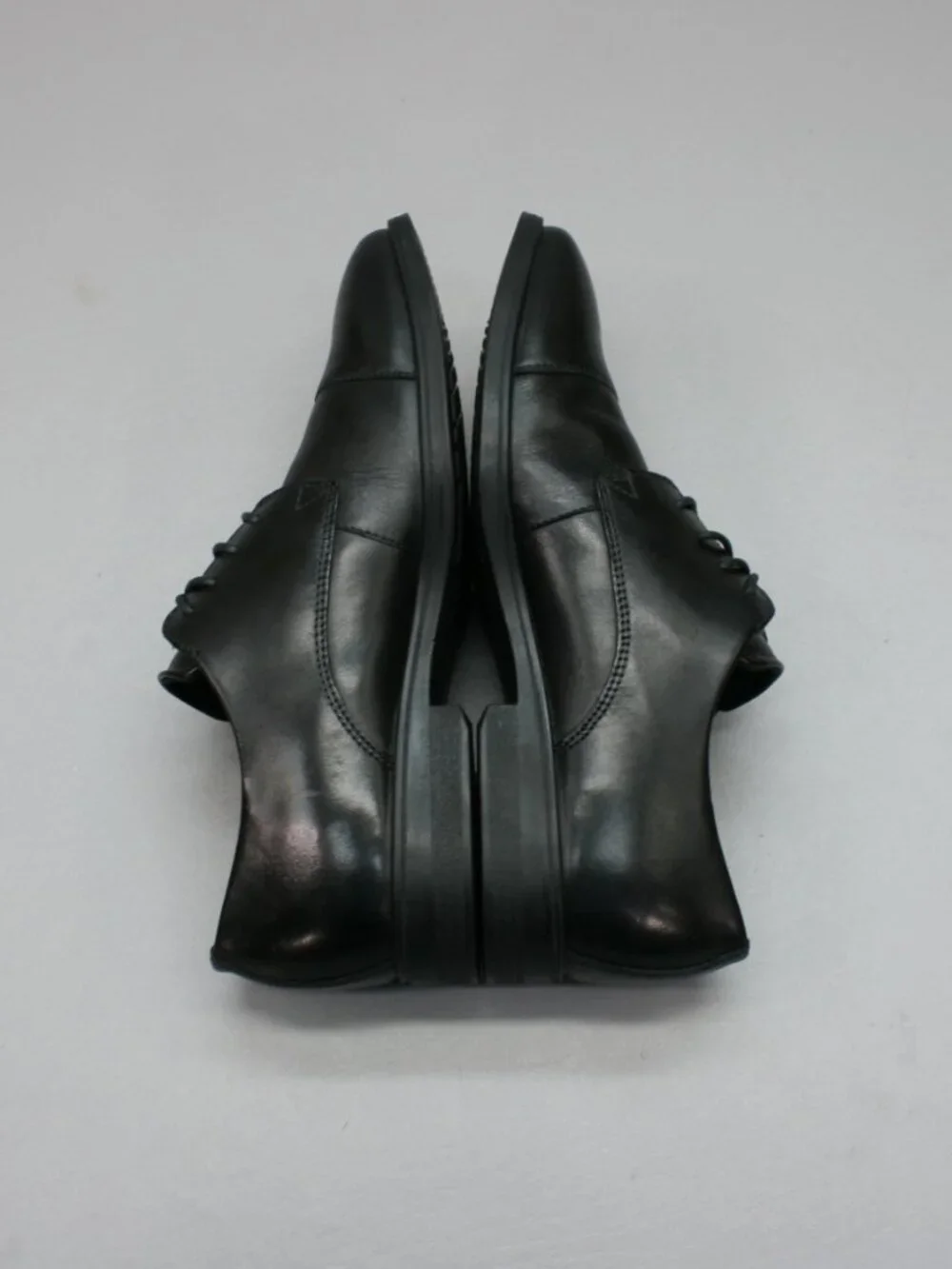 ECCO 42 Mens 8 Melbourne Black Leather Cap-toe Dress Lace-up Oxfords Derby Shoes